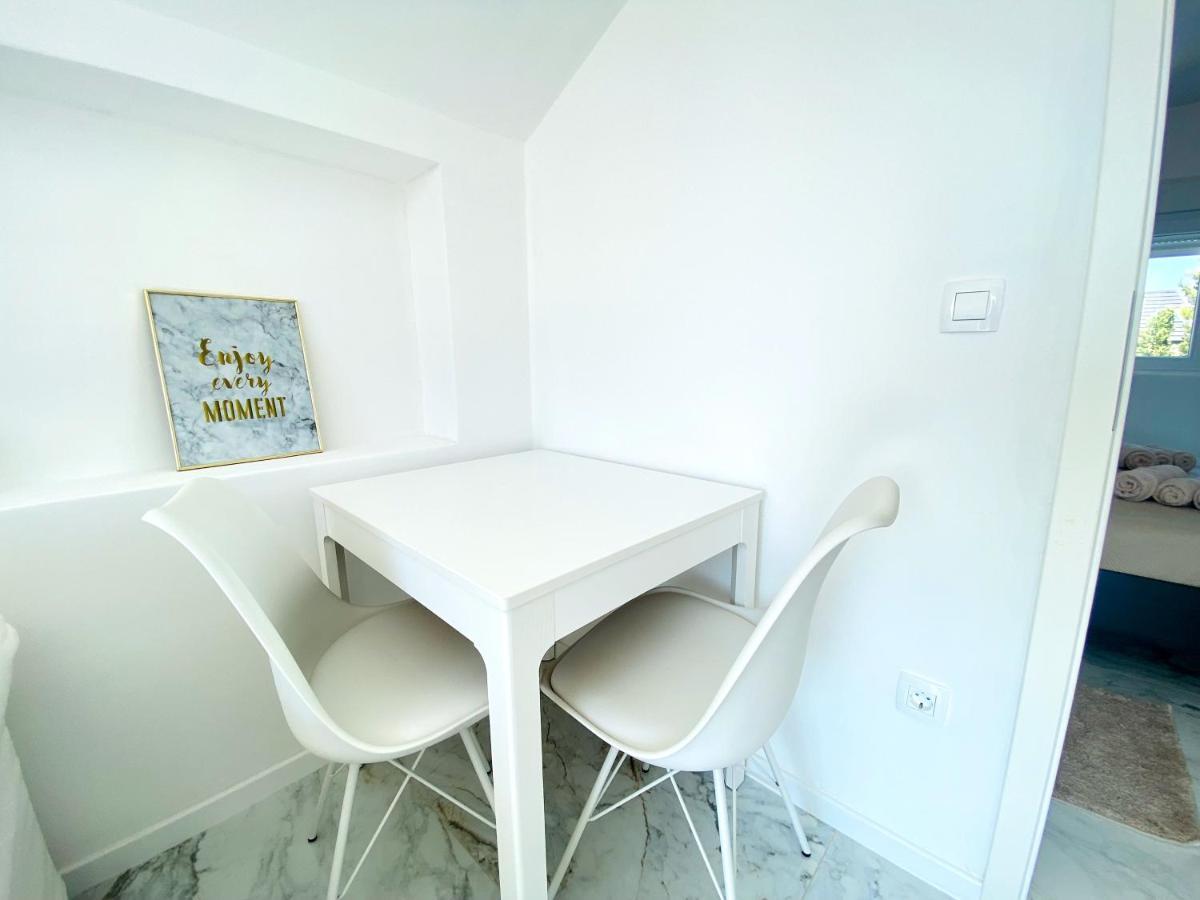 Villa Danza Del Mar - Designed For Adults Вир Экстерьер фото