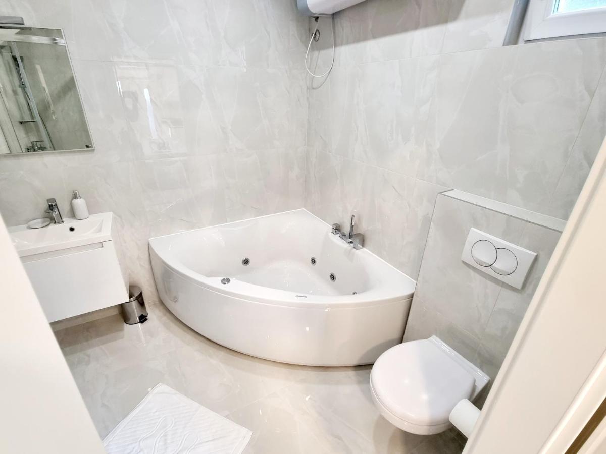 Villa Danza Del Mar - Designed For Adults Вир Экстерьер фото